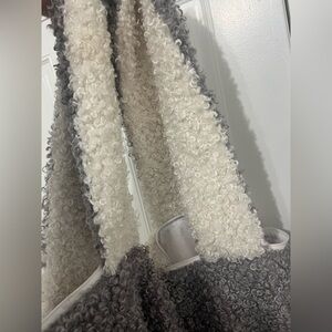 Elegant Gray and Cream Textured Tote Bag